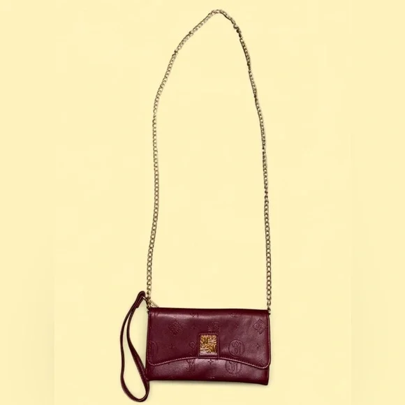 Steve Madden Embossed Logo Wristlet/Clutch w/ Chain • Burgundy - Picture 8 of 13